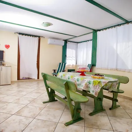 Casa Edo Apartment *